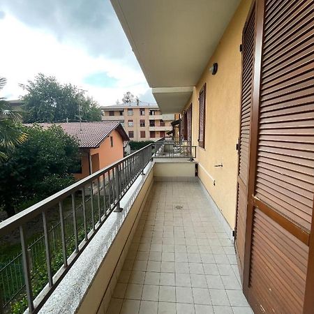 ガッララーテCasa Manuelアパートメント エクステリア 写真