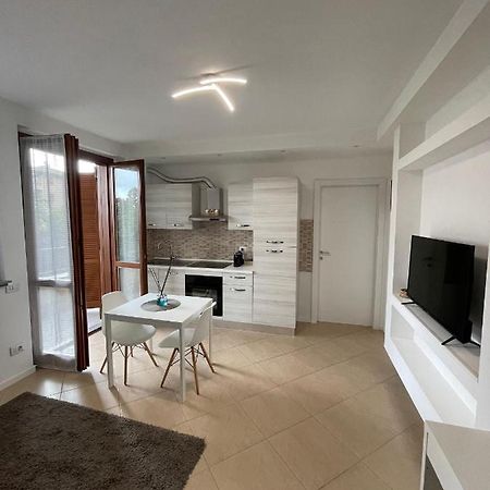 ガッララーテCasa Manuelアパートメント エクステリア 写真