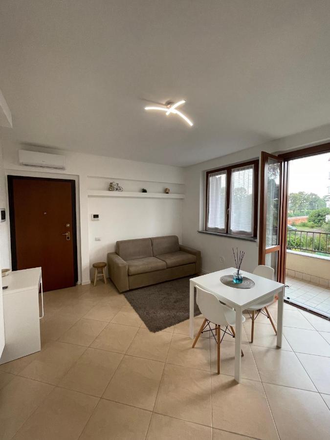 ガッララーテCasa Manuelアパートメント エクステリア 写真